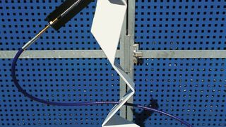 Einsatz eines Druck-Zug-Kabels von Ringspann RCS als Hubverlängerung für einer Linearzylinder.  (RINGSPANN RCS)