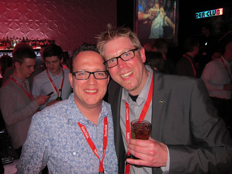 (v. l.) Stefan Knerrich, Schneider Electric, und Florian Fliegel, Ultron (Bild: IT-BUSINESS)