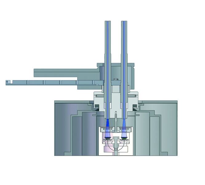 Abb.2 : Schematischer Aufbau eines Wärmestrom-DSC-Gerätes mit Belichtungsaufsatz (Bild: Netzsch)
