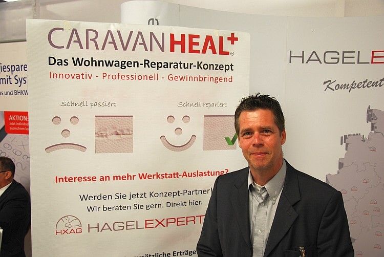 Neu im Angebot von Hagelexpert-Chef Andreas Nitsche ist das Wohnmobil-Reparaturkonzept Caravan Heal von HBC System. (Foto: Bausenwein)