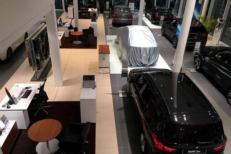 Das BMW-Autohaus Entenmann hat seinen Esslinger Standort umgebaut. (Autohaus Entenmann)