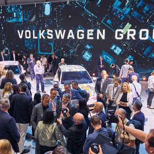 Volkswagen verspricht für seine neuen, kleinen BEVs eine elektrische Reichweite von bis zu 450 Kilometern.(Bild:  IAA)