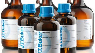 Abb.1: Welche Lösungsmittelqulität eingesetzt wird, sollte je nach Anwendung entschieden werden. Das kann die Kosten einer Analyse deutlich reduzieren. (Bild: J.T. Baker)