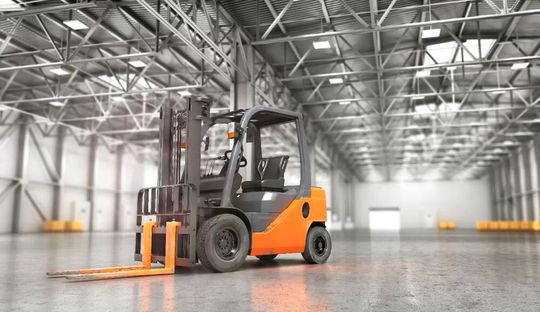 Ab sofort können gebrauchte Nutzfahrzeuge wie dieser Gabelstapler bei MF Versicherungen gegen unerwartete Reparaturkosten versichert werden.(Bild:  MF Versicherungs GmbH)