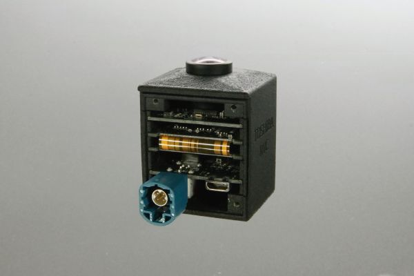 Bild 2: Das Referenzdesign zeigt, wie ein CMOS-Sensor und Bilderkennungsprozessor auf kleinstem Raum untergebracht sind (Toshiba)