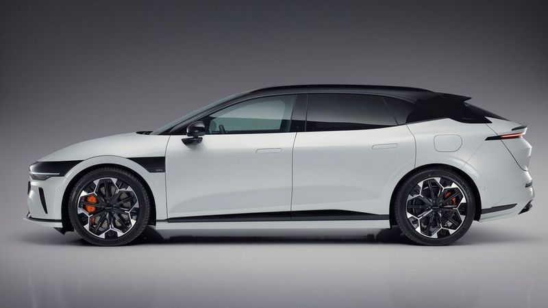 Auf über 4,80 Meter erstreckt sich der E-Kombi aus China. (Bild: Zeekr)