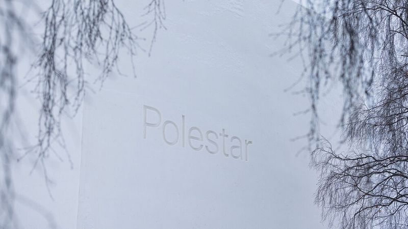 Nur ein dezenter Schriftzug verweist auf die Marke Polestar.  (Bild: Polestar)