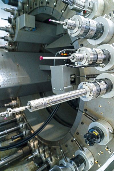 Cesa Héroux Devtek processes complex pistons on the WFL machines, measuring up to 2 meters in length, with a diameter of 56 millimeters and a wall thickness of 2.8 millimeters. (Image:WFL)