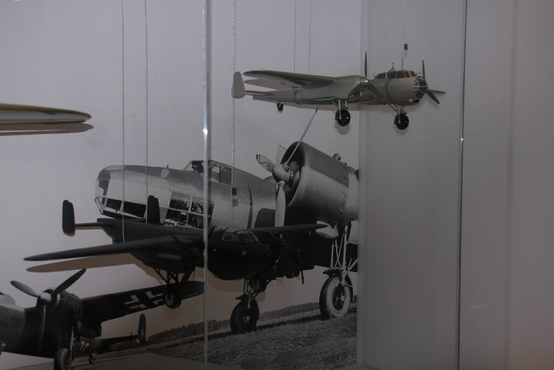 Dornier-Technik im zweiten Weltkrieg...leider fast nur als Modell in der Vitrine...Hier eine Do-17. (Bild: Königsreuther)