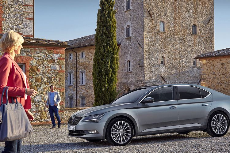 Damit wird das Modell nicht nur vor der Kulisse historischer Bauten in der Toskana ein Hingucker werden. (Foto: Skoda)