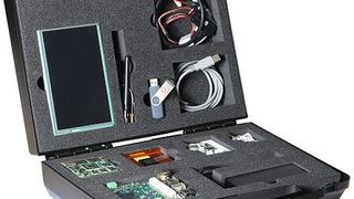 Starterkit von congatec: komplettes Paket zum Rapid Prototyping von IoT-Gateway-Applikationen (Bild: congatec)