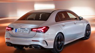 Die A-Klasse L Limousine feierte auf der Auto China Premiere.  (Bild: Daimler)