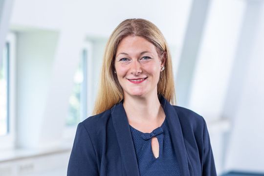 Dr. Katharina Peine(© HighQ)