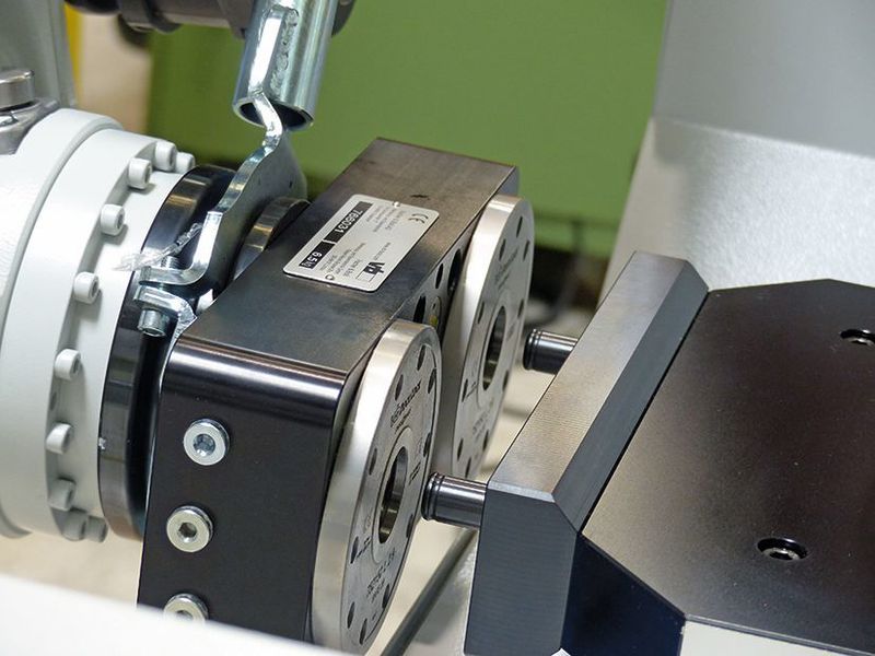 Vb-Dock-Lock ist ein Spannsystem, das mit hoher Wiederholgenauigkeit und hohen Einzugskräften überzeugt, gleichzeitig aber auch als formschlüssige Spannung, die als absolut verschleissarm gilt. (Lerch / Vischer & Bolli)