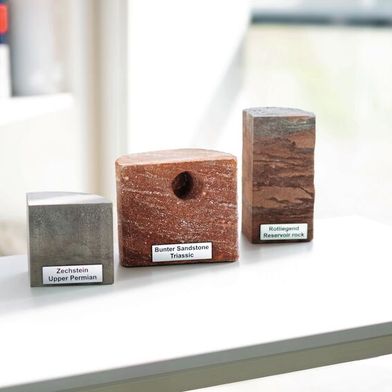 Gesteine wie Rotliegend Sandstein, Zechstein Karbonat oder Buntsandstein können Lithium enthalten. (Bild:  Fraunhofer IEG/Mollwitz)