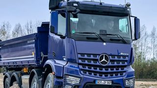 Hörmann Automotive entwickelt und fertigt Komponenten und Systeme für Nutzfahrzeuge, Landmaschinen und Automobilzulieferer. Kunden sind beispielsweise Daimler und MAN. (Daimler)