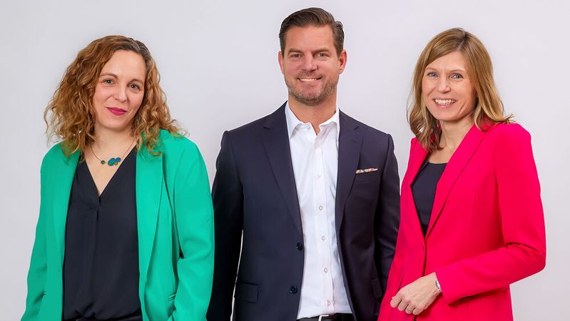 Das neue Castrol-Führungstrio: (v.l.n.r.) Rhea D’Jesus, Patrick Bell und Bianca Rösler(Bild:  Castrol)