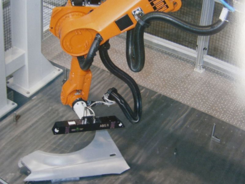 Der Abis II erkennt nahezu alle gängigen Fehlerarten auf Blechteilen schon im Rohzustand. (Steinbichler Optotechnik) (Archiv: Vogel Business Media)