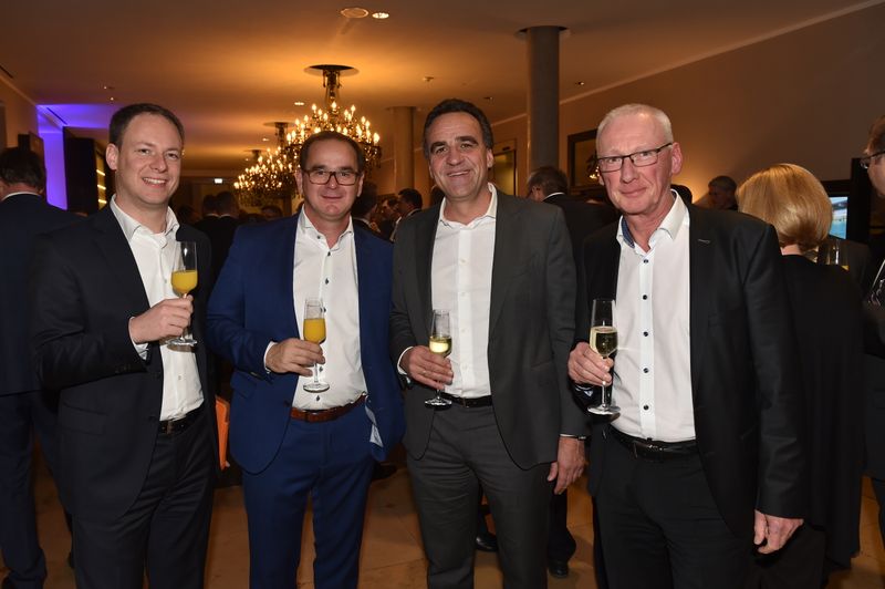 (v. l.) Henning Meyer, acmeo, Werner Nieberle, IT-BUSINESS, Marcus Adä, Arrow, und Klaus Donath, Ingram Micro. (Bild: Hannes Magerstädt)