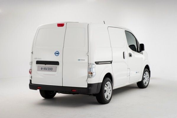 Der elektrische Kleintransporter Nissan e-NV200 verbindet das Beste aus zwei Welten (Nissan)