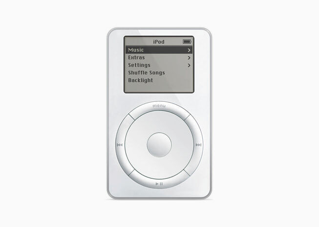 Der Original iPod, der am 23. Oktober 2001 vorgestellt worden ist, war der erste MP3-Player, der unglaubliche 1.000 Songs und eine 10 Stunden-Batterielaufzeit in einem beeindruckenden, 185 g leichten Gehäuse integriert hat. (Bild: Apple)