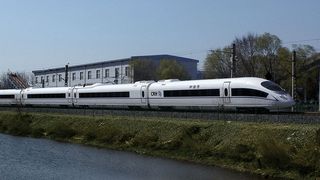 Die Radsatzlager im chinesischen Hochgeschwindigkeitszug CRH3 sind für Reisegeschwindigkeiten bis 350 km/h ausgelegt. (Siemens)