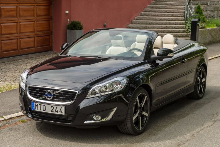 … der Volvo C70 CC … (Volvo)