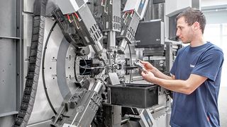 Mit den Maschinen von Bihler lassen sich Stanzbiegeteile einfacher herstellen, daher der Name Bihler-Teile. (Otto Bihler Maschinenfabrik)