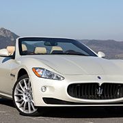 Das Maserati Gran Cabrio ist ein zweitüriges, viersitziges Cabriolet, das für gut 130.000 Euro in den Handel kommt. (Archiv: Vogel Business Media)