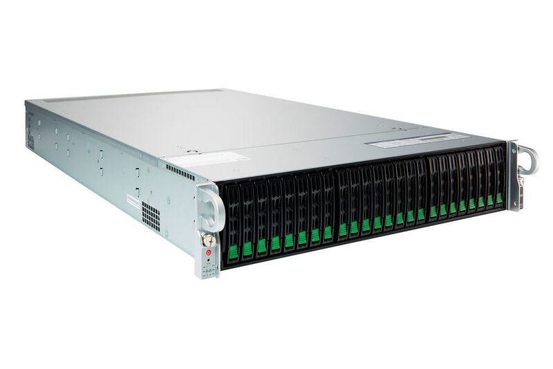 Der AMD-basierte „Primergy RX2450 M1“-Server kann mit bis zu 24 Laufwerken konfiguriert werden. In Kombination mit zwei „Epyc“-Prozessoren mit bis zu 64 Cores pro CPU sollen sich leistungsfähige Virtualisierungsanwendungen realisieren lassen. (Fujitsu)