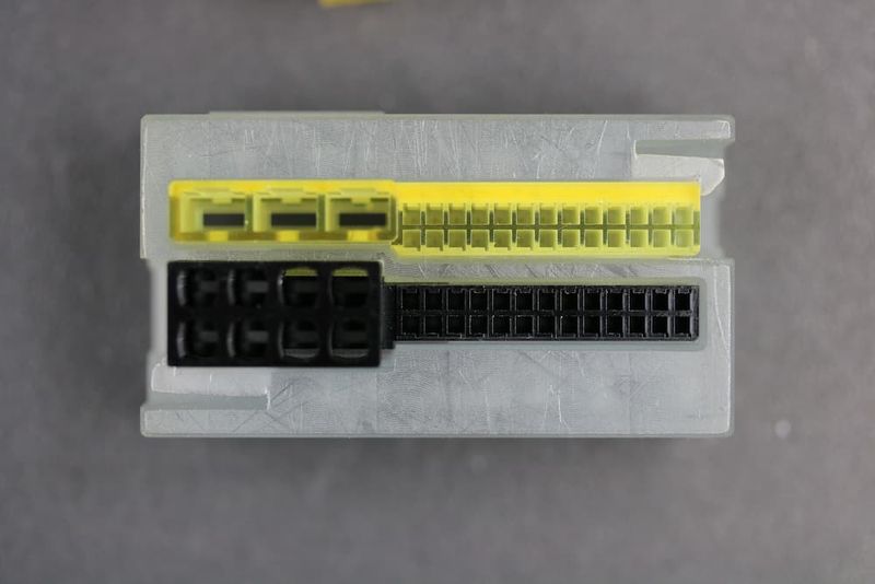 Der Stecker für die Messtechnik wurde so umgestaltet, dass er im 3D-Druckverfahren hergestellt werden kann. (Bild: BMF)
