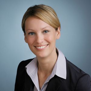 Projektleiterin Nicole Schweizer: "Vorteile dieser Leichtbauweise sind die Designfreiheit und die Möglichkeit der Funktionsintegration, die uns das Material bietet." 