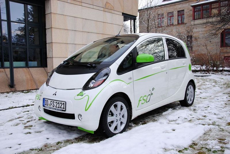 Der Mitsubishi Miev ist eines der ersten in Europa erhältlichen Elektrofahrzeuge eines Automobil-Großserienherstellers. (Archiv: Vogel Business Media)