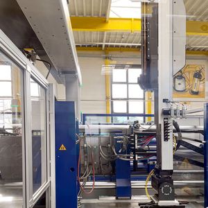 So sieht bei Mesto die Fertigung von Sprühgeräte-Unterteilen mithilfe von Wittmann-Battenfeld- respektive Wittmann-Systemen aus.(Bild:  Mesto)