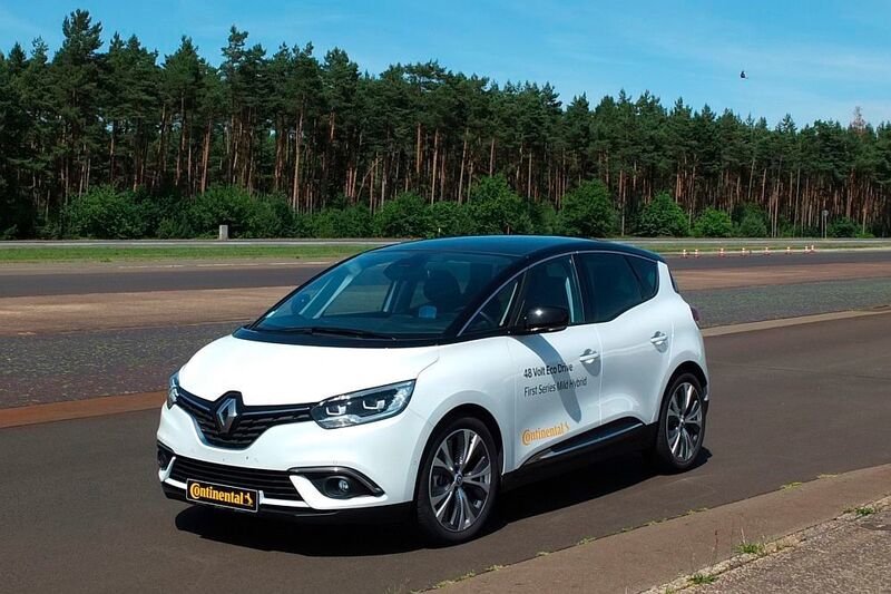 Der Renault Scénic ist der erste Anwendungsfall für den 48-Volt-Hybrid von Continental. (Jan Rosenow)