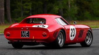 Kein Auto wurde jemals für mehr Geld bei der Monterey Autoweek versteigert als der Ferrari 250 GTO aus dem Jahr 1962. (RM Sotheby's)