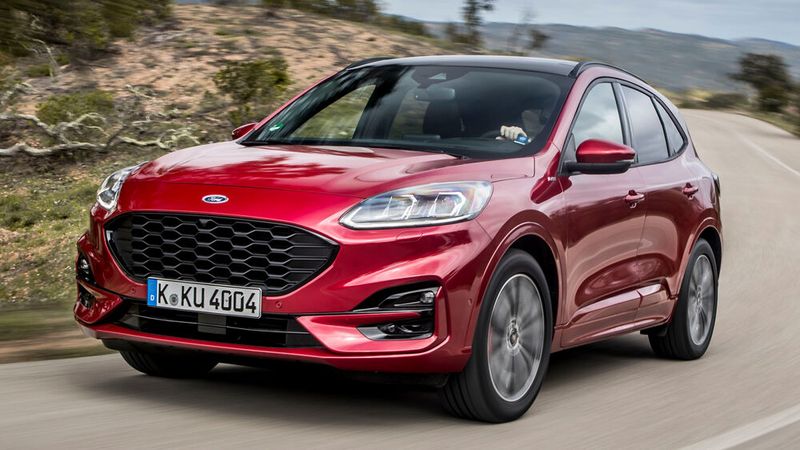 Die Elektronik in neueren Kugas macht Probleme – deshalb müssen die betroffenen Fahrzeuge für ein Software-Update in die Werkstatt. (Bild:  Stuart G W Price/Ford)