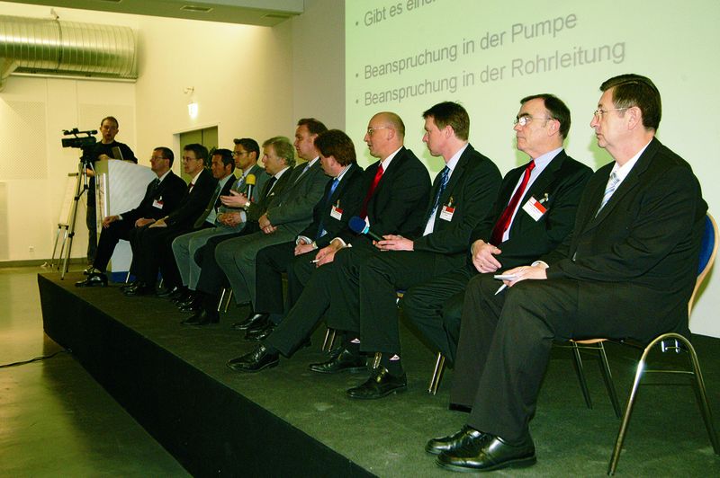 Schon Tradition: Highlight des Seminars war wieder die Abschluss-diskussion mit allen Referenten, in der Problemstellungen von Teil-nehmern erörtert wurden. (Archiv: Vogel Business Media)