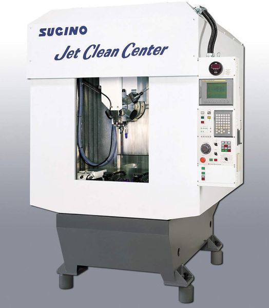 Bild 2: Die Kompaktanlage Jet-Clean-Center des japanischen Hersteller Sugino, Toyama, wurde für das flexible Hochdruckentgraten und Reinigen komplexer Bauteile, beispielsweise Zylinderköpfe, Wasserpumpen, Hydraulik- und Pneumatikteile, Bremssättel und ABS-Systeme, konzipiert. (Archiv: Vogel Business Media)