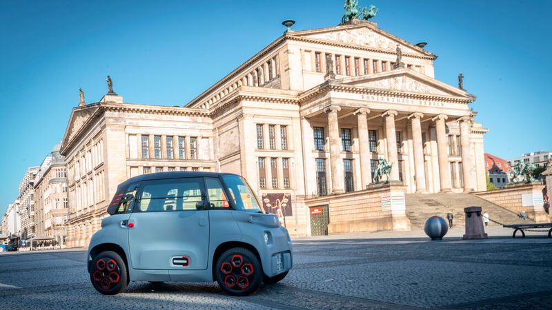 Der Citroën Ami adaptiert das Kastendesign für die private Mobilität. (Bild: Citroën)