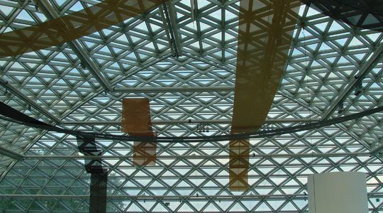 Denn im K21 herrscht Rauchverbot. Dessen Kuppel ist übrigens um einiges größer als die des Berliner Reichstags. (Archiv: Vogel Business Media)