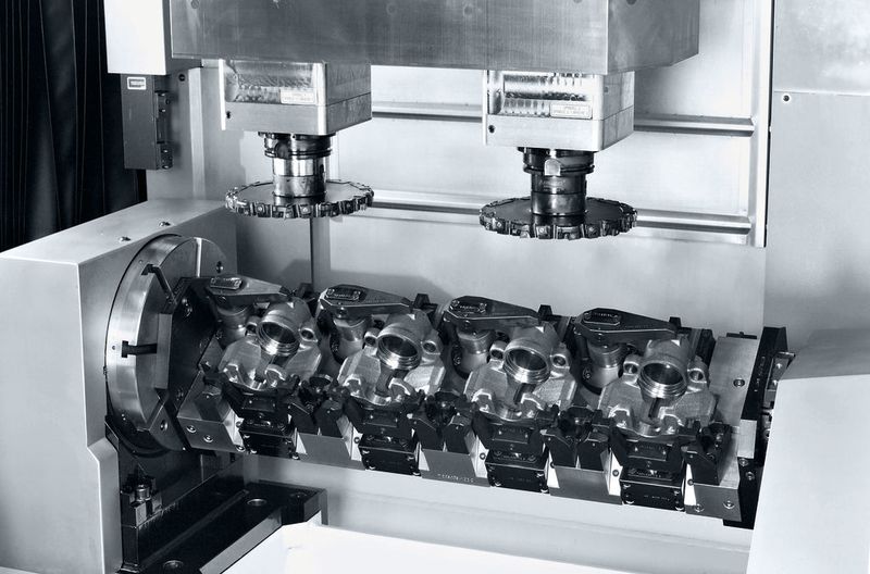 HSK-A 100-TWIN-Power. Enlèvement massif de copeaux sur deux broches avec dynamique et préci-sion élevées. (Image: Stama) (Archiv: Vogel Business Media)