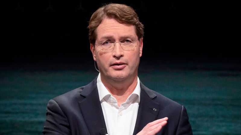 Mercedes-Benz-Chef Ola Källenius gibt eine weitere Amtsperiode lajng den Kurs im Lobbyverband Acea vor.(Bild:  Daimler)