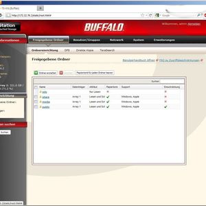 Das Web-Interface stellt alle zum Konfigurieren des NAS-Servers erforderlichen Optionen bereit.