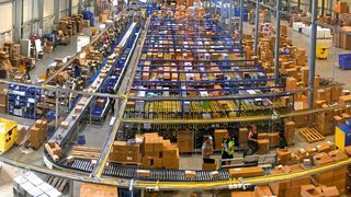 TWI vertraut bei seinen Flowpick-Kommissioniersystemen auf die Rollenbahnsensoren von Telemecanique Sensors. (Bild: TWI)