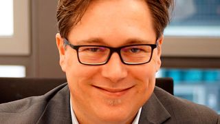 Comsol-Geschäftsführer Thorsten Koch: „Ein Trend sind die Large Language Models und KI-gestützte Automatisierungen, die zunehmend an Bedeutung gewinnen. Hier sehen wir großes Potenzial für unsere Branche.“ (Bild: Comsol)