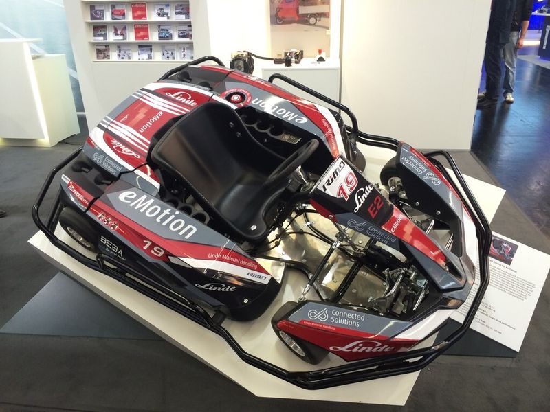 ...kleine Fitzer. Das verbindende Element sind die ausgestellten... (Bild: Jablonski)