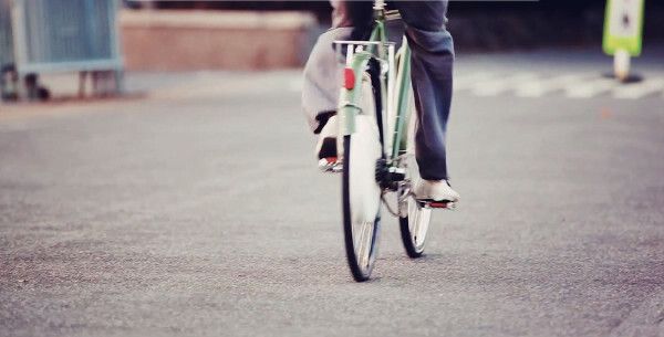  (FlyKly)