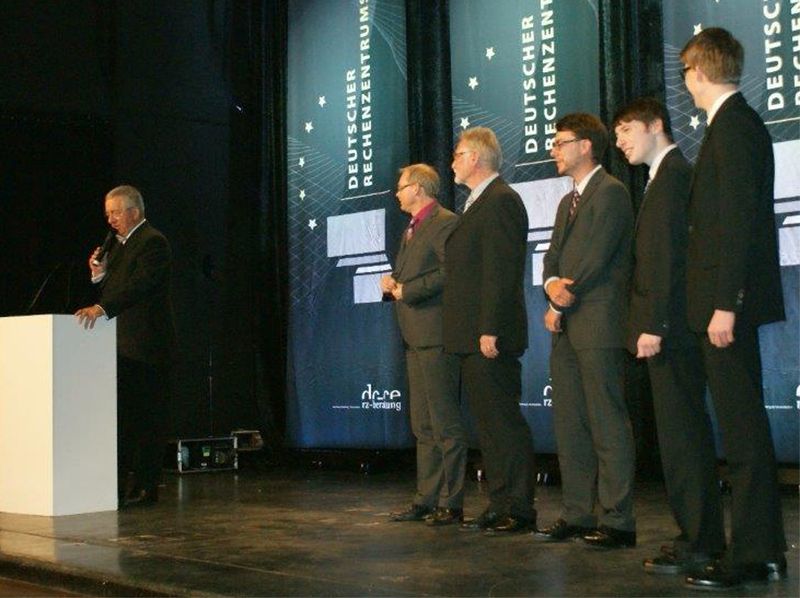 Die Nominierten der Kategorie 7: Ideen und Forschung Universität Paderborn  (Maximilian Boehner, Mitte) mit dem Projekt 