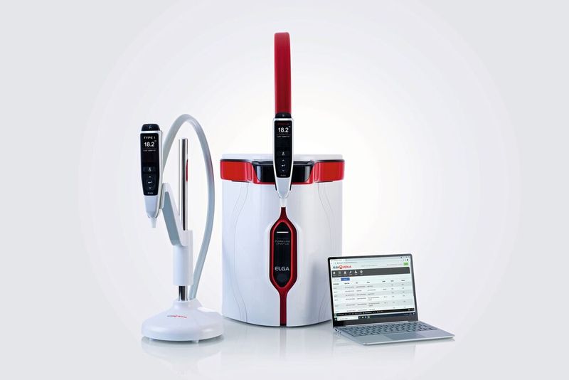 Purelab Pharma Compliance mit separatem Dispenser (Bild: Veolia Water Technologies)